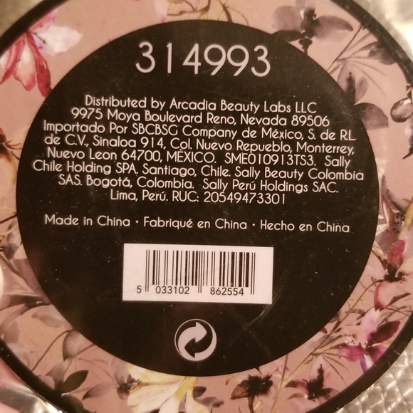 Fresh and floral totes bag. NWT - Picture 3 of 3